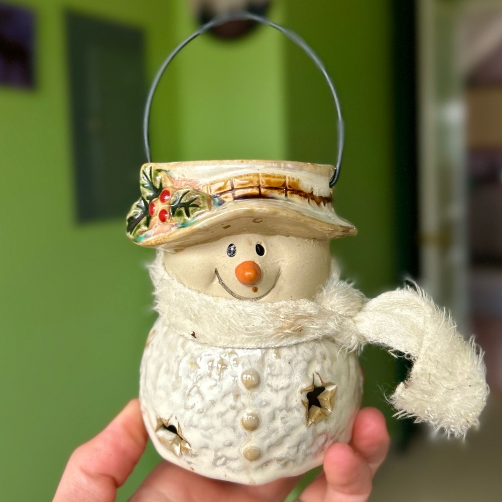 Vintage Snowman Winter Seasonal Festive Pottery Ceramic Tealight Candle Holder - Picture 3 of 12